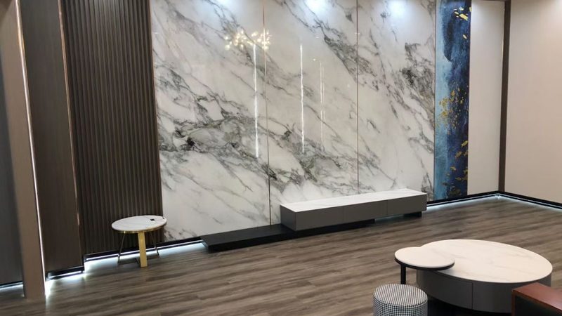 目前市场上常见的阳台防水补漏材料主要有以下几类：